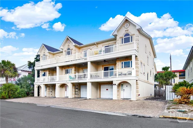 $795,000 | 10 17th Street, Unit B, Tybee Island, GA 31328