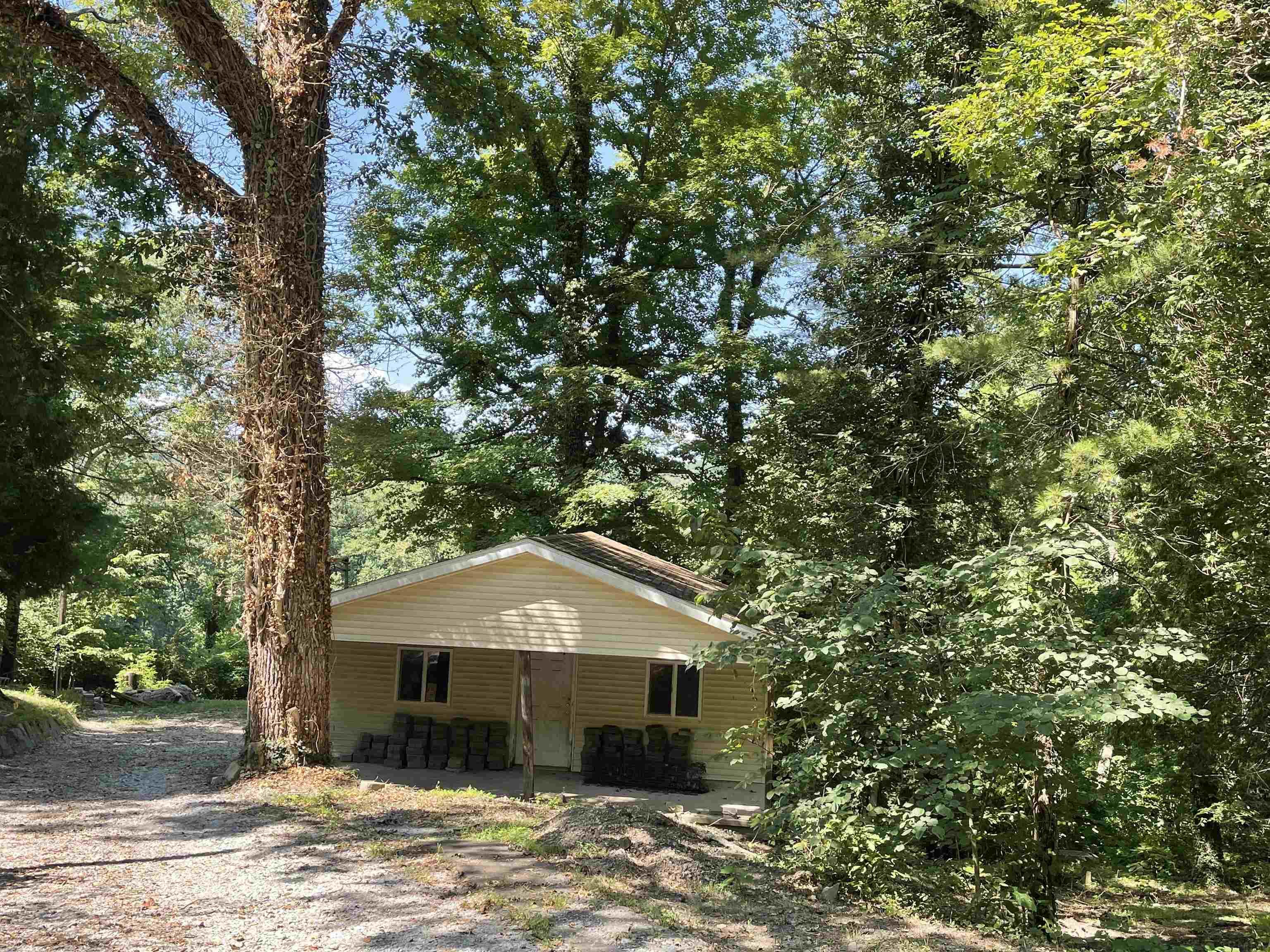 3716 River Bluff Road Bedford, IN 47421 - Photo 1 of 15 Gallery Image 1