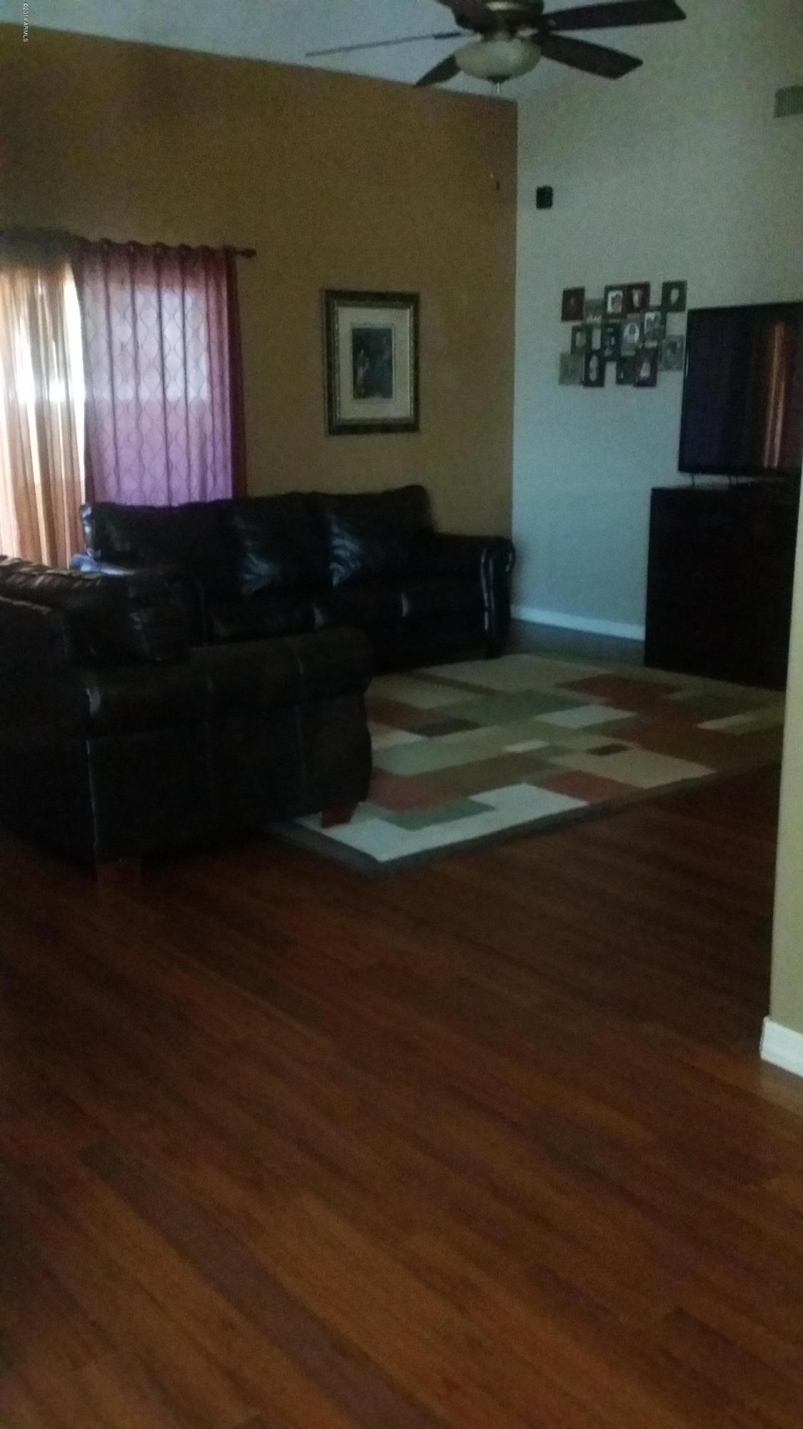 906 East Harwell Road Phoenix, AZ 85042 - Photo 15 of 33 20140623_155423