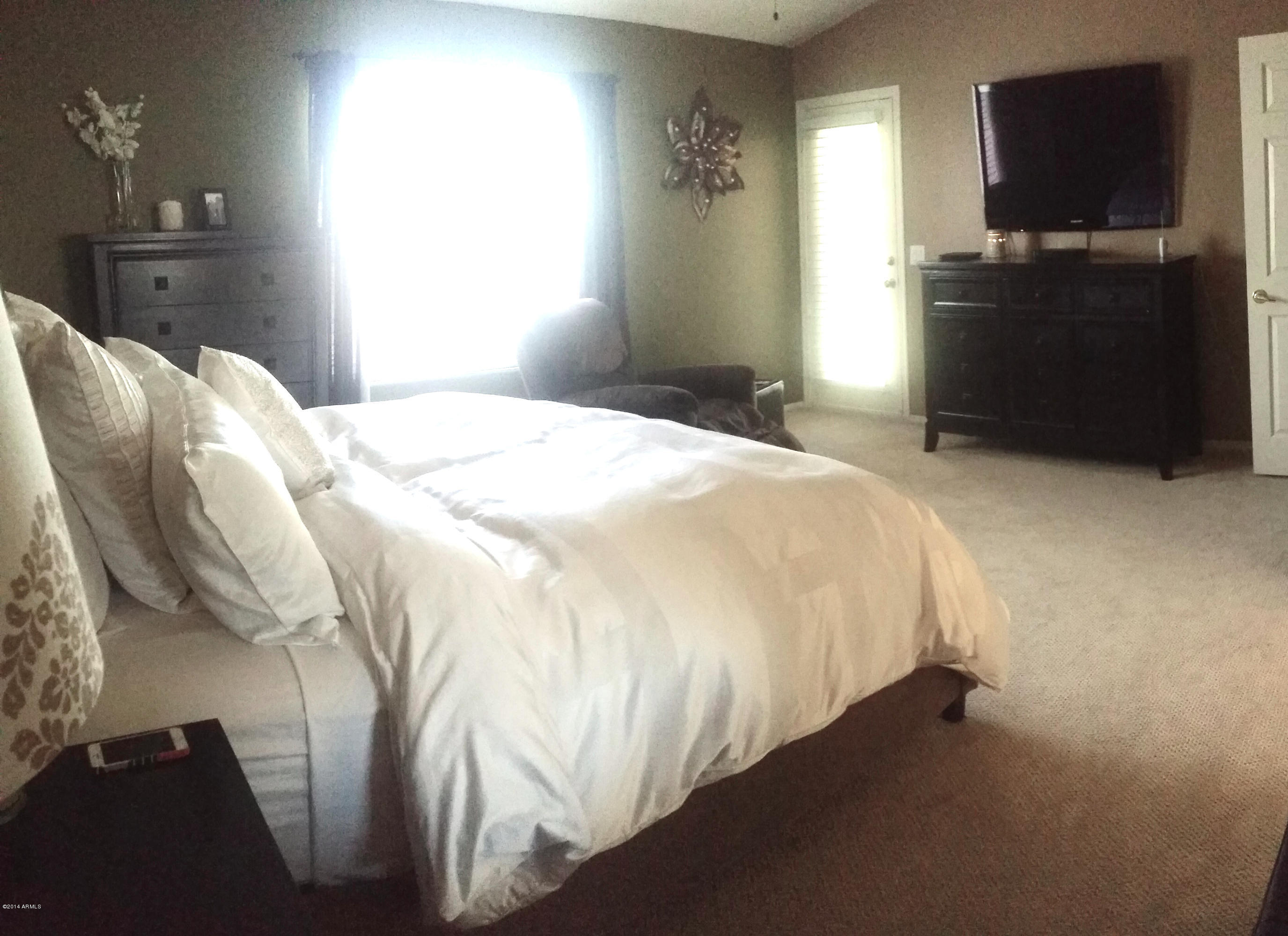 906 East Harwell Road Phoenix, AZ 85042 - Photo 26 of 33 20140623_160632