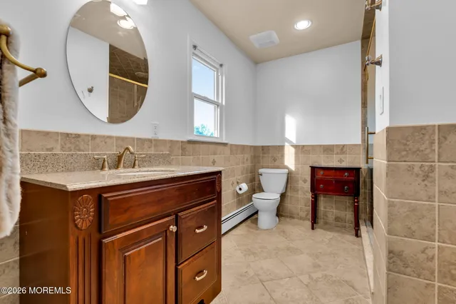 $939,000 | 7 Richard Court, Manalapan, NJ 07726