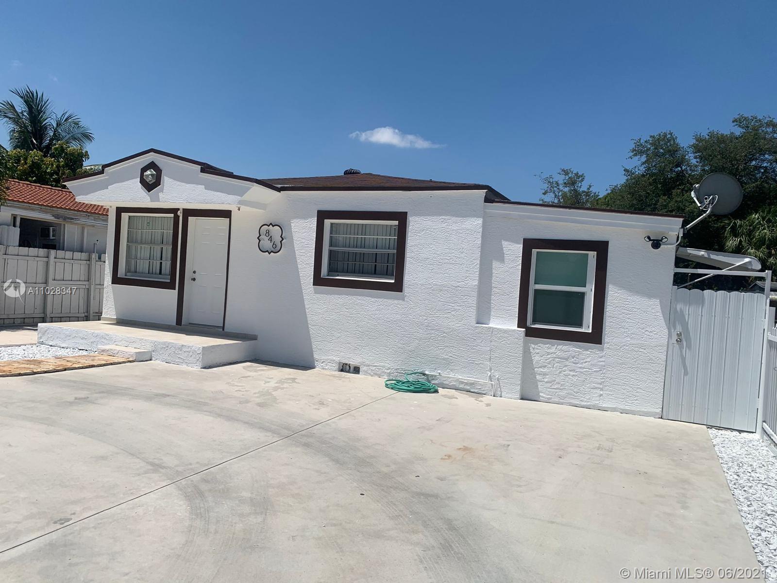 846 Codadad Street Opa-Locka, FL 33054 - Photo 2 of 21