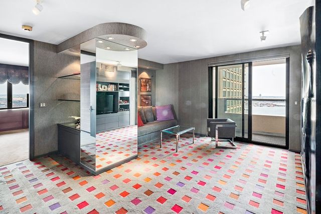 $2,450,000 | 65 East India Row, Unit 27ABC, Boston, MA 02110