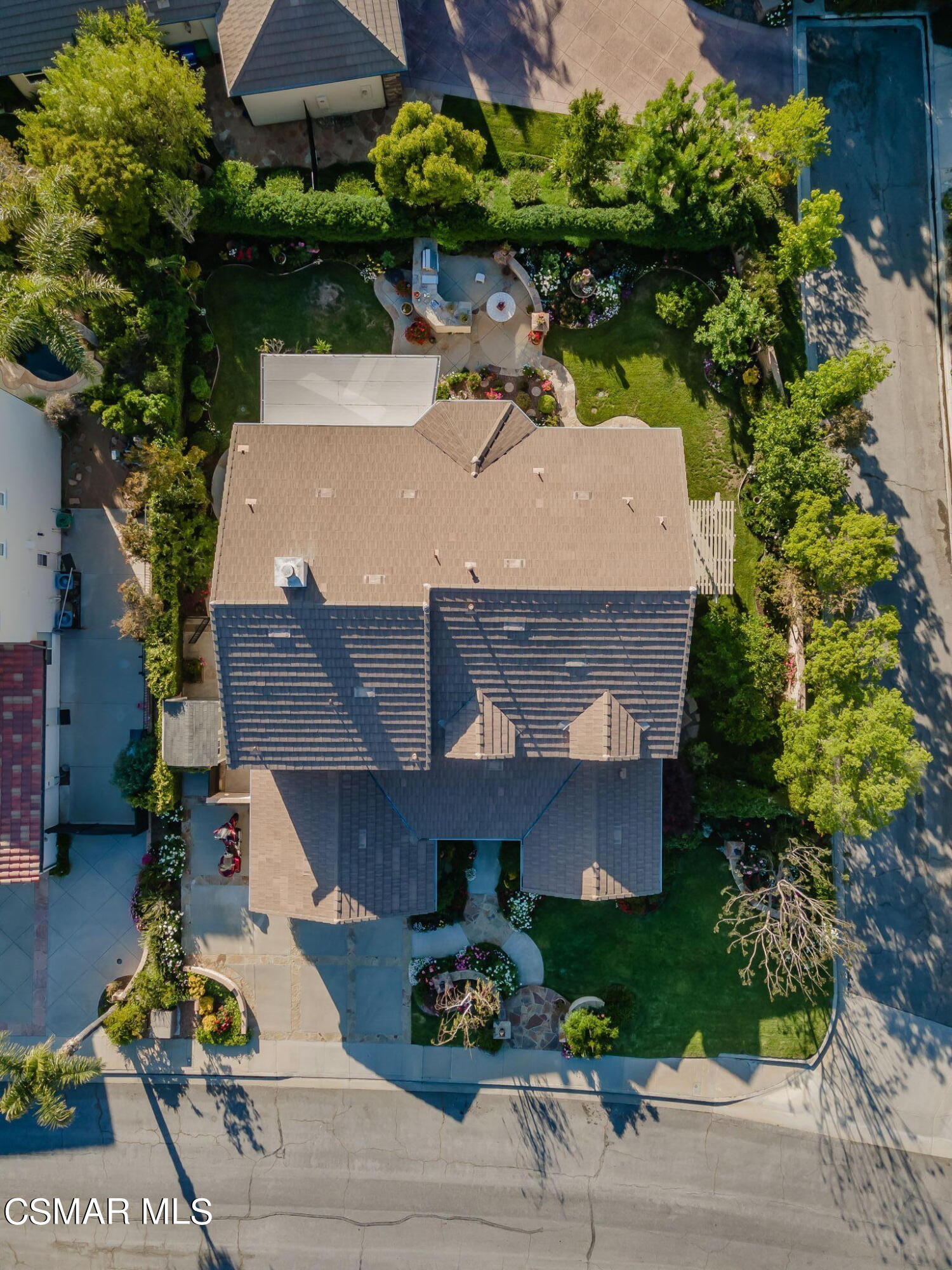 3435 Red Bluff Court Simi Valley, CA 93063 - Photo 2 of 98 2-web-or-mls-DJI_0308