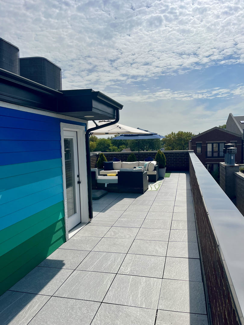 1922 West Belmont Avenue, Unit 3 Chicago, IL 60657 - Photo 8 of 29 a terrace view with sitting space and garden