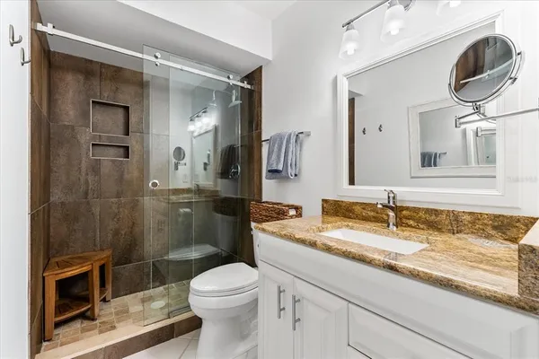 $3,200 | 6708 Sarasea Circle, Unit 202, Sarasota, FL 34242