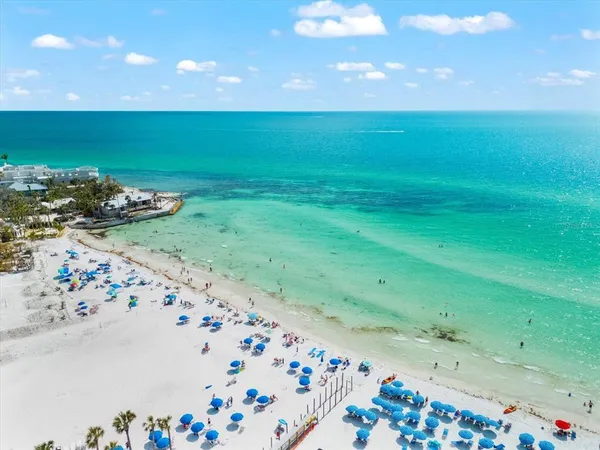 $3,200 | 6708 Sarasea Circle, Unit 202, Sarasota, FL 34242