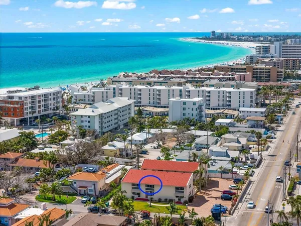 $3,200 | 6708 Sarasea Circle, Unit 202, Sarasota, FL 34242