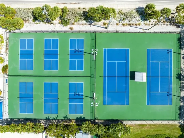 $3,200 | 6708 Sarasea Circle, Unit 202, Sarasota, FL 34242