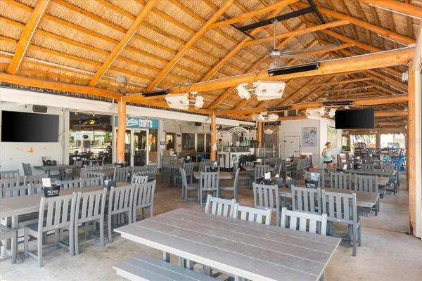 $3,200 | 6708 Sarasea Circle, Unit 202, Sarasota, FL 34242