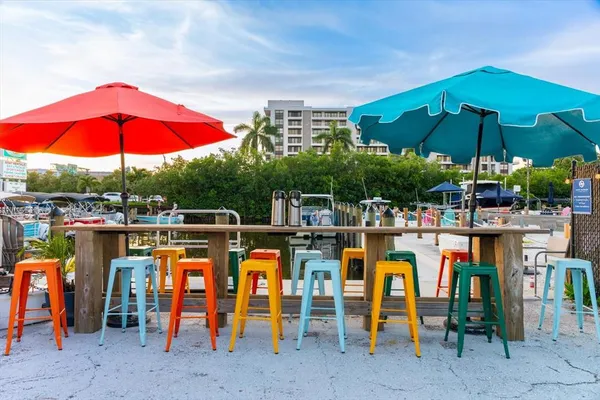 $3,200 | 6708 Sarasea Circle, Unit 202, Sarasota, FL 34242