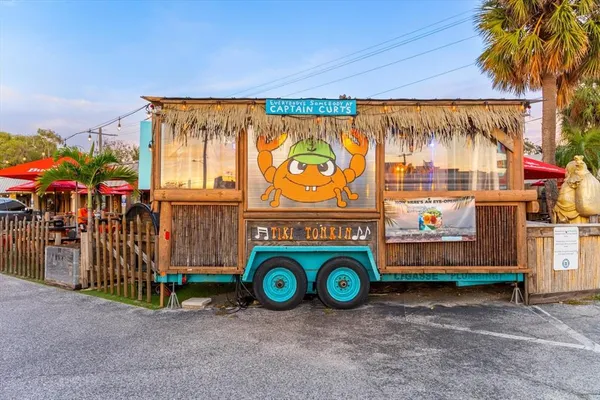 $3,200 | 6708 Sarasea Circle, Unit 202, Sarasota, FL 34242