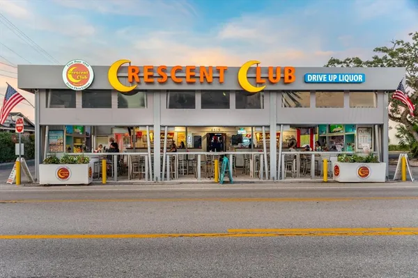 $3,200 | 6708 Sarasea Circle, Unit 202, Sarasota, FL 34242