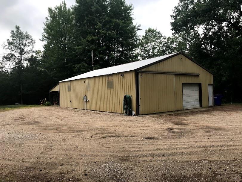 6162 North 21 Road Mesick, MI 49668 - Photo 2 of 52 1865134-1.JPG