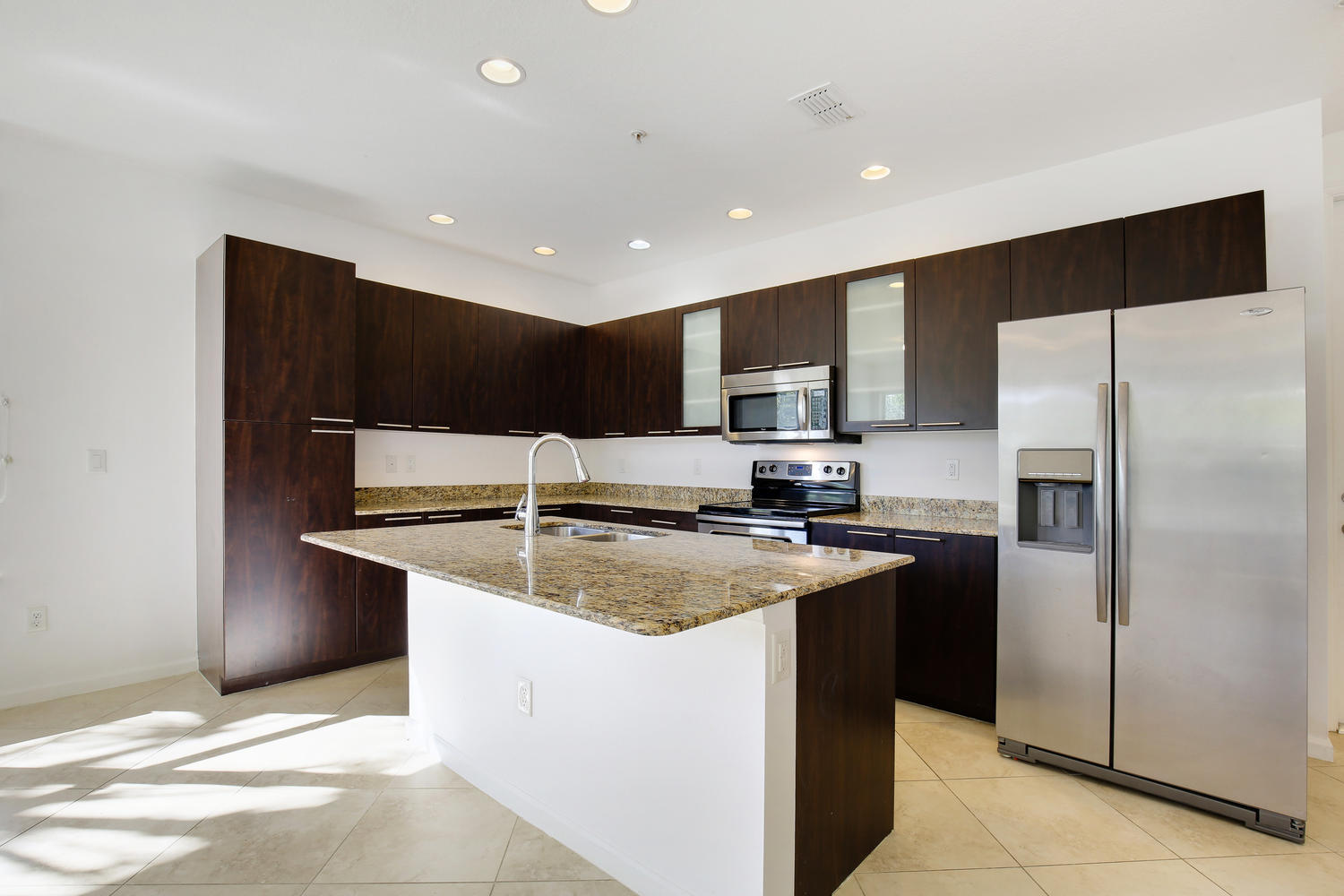 1401 Northwest 48th Lane Boca Raton, FL 33431 - Photo 3 of 27 Gorgeous kitchen