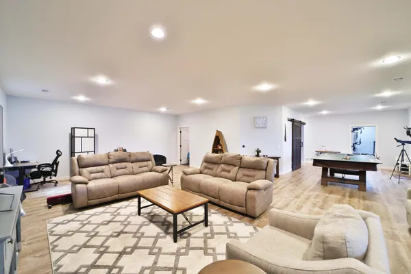 $1,445,000 | 2147 Summit Drive, Cushing, MN 56443