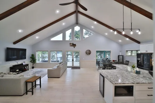 $1,445,000 | 2147 Summit Drive, Cushing, MN 56443