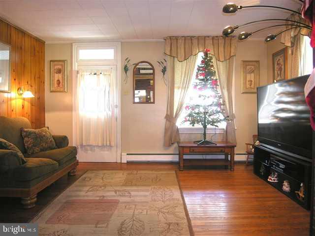 616 2nd Street Enhaut, PA 17113 - Photo 3 of 13