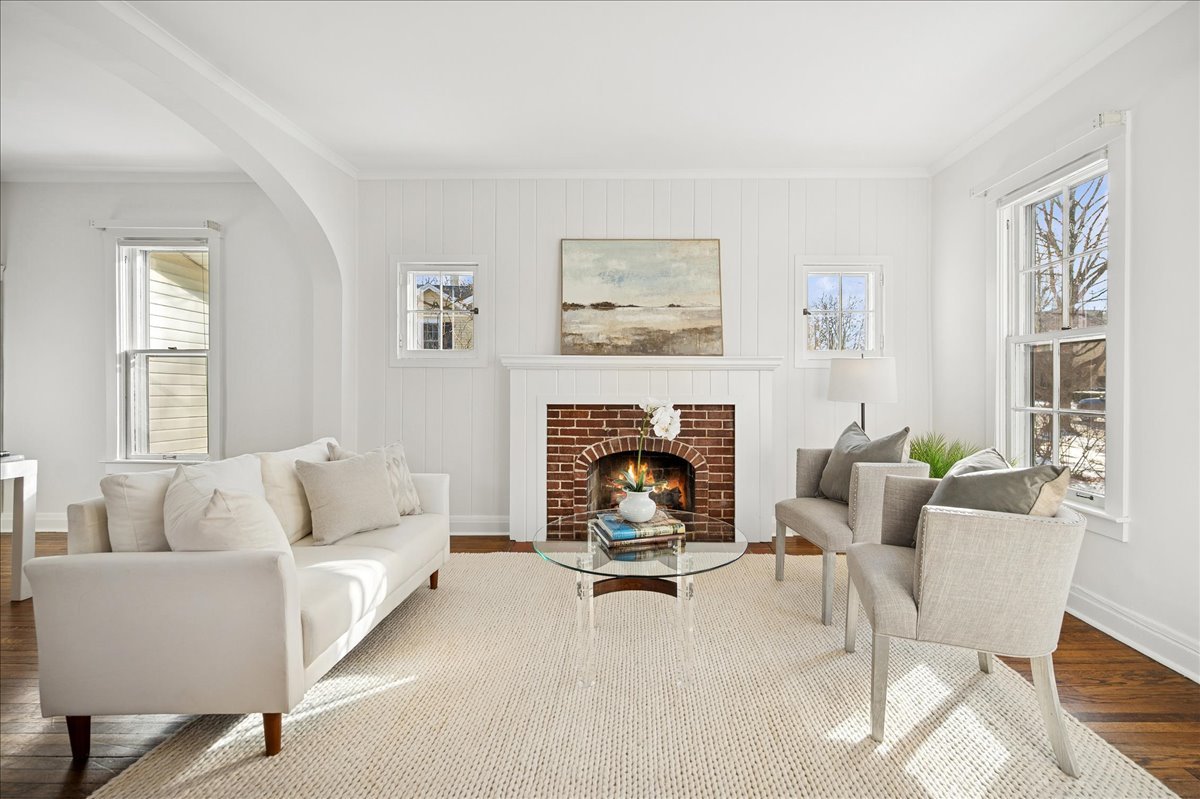 679 Bluff Street Glencoe, IL 60022 - Photo 7 of 33