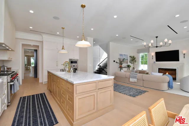 a view of bedroom with furniture and cabinet