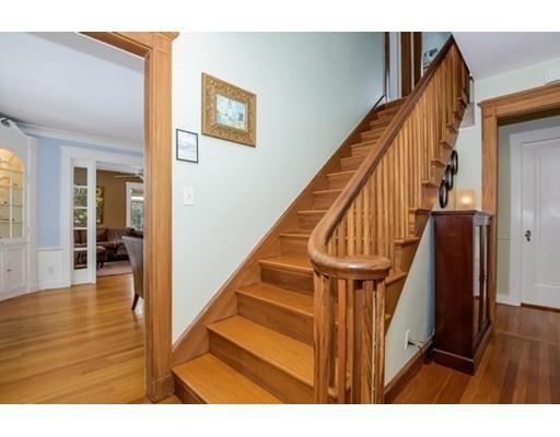 25 Stanley Road Swampscott, MA 01907 - Photo 3 of 30 Gallery Image 3