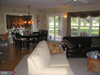 317 Burton Road Oreland, PA 19075 - Photo 3 of 6 Gallery Image 3