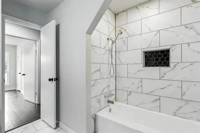 $346,995 | 6916 Winchester Place, Fort Worth, TX 76133