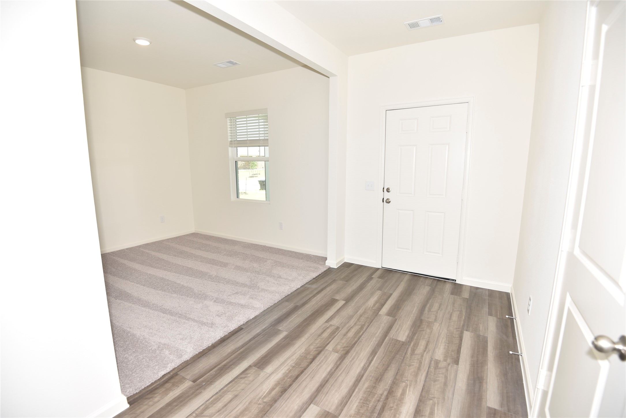 21650 Cottage Lane New Caney, TX 77357 - Photo 6 of 32