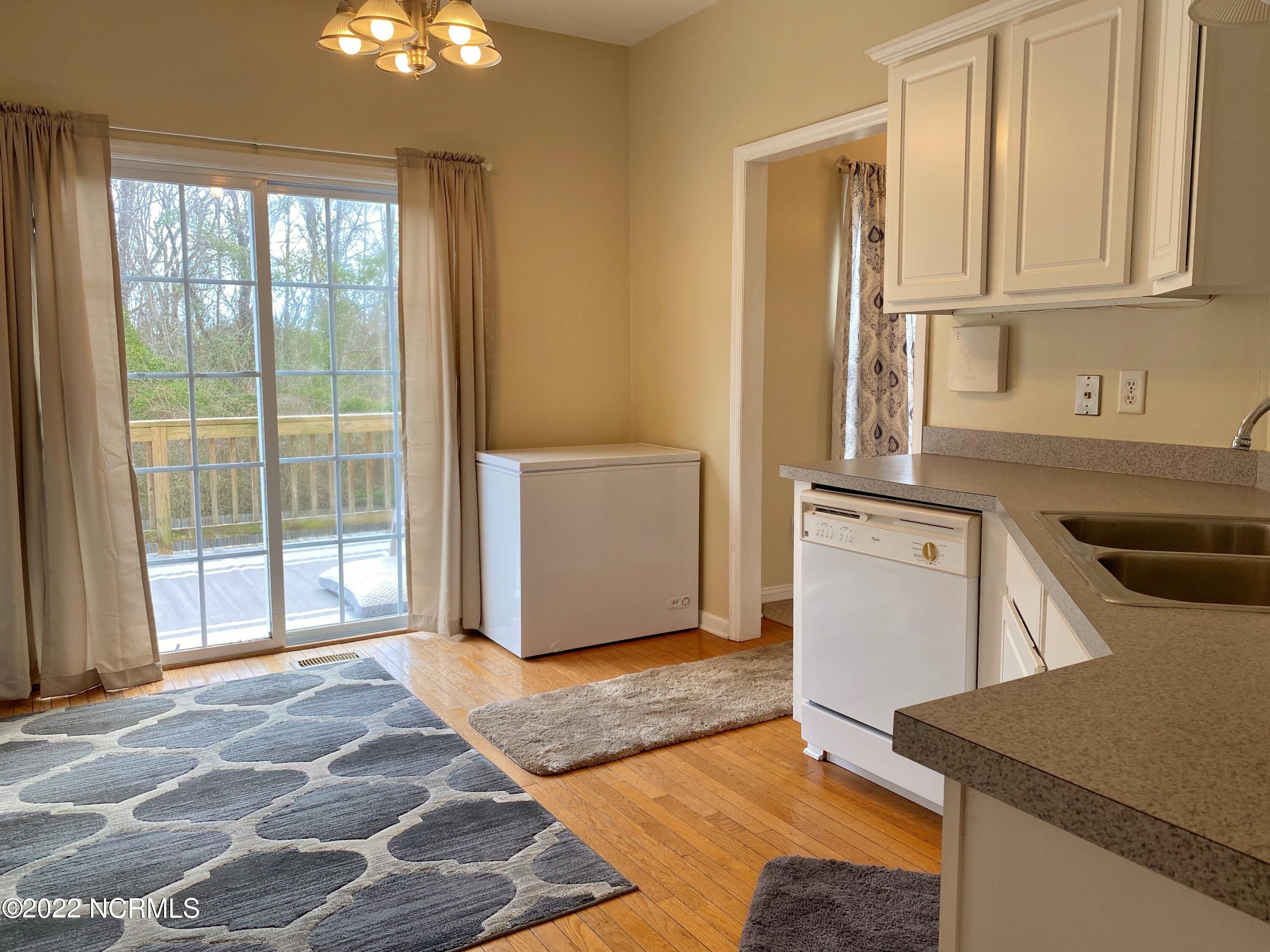 623 Riva Ridge Road Sneads Ferry, NC 28460 - Photo 23 of 47 Kitchen