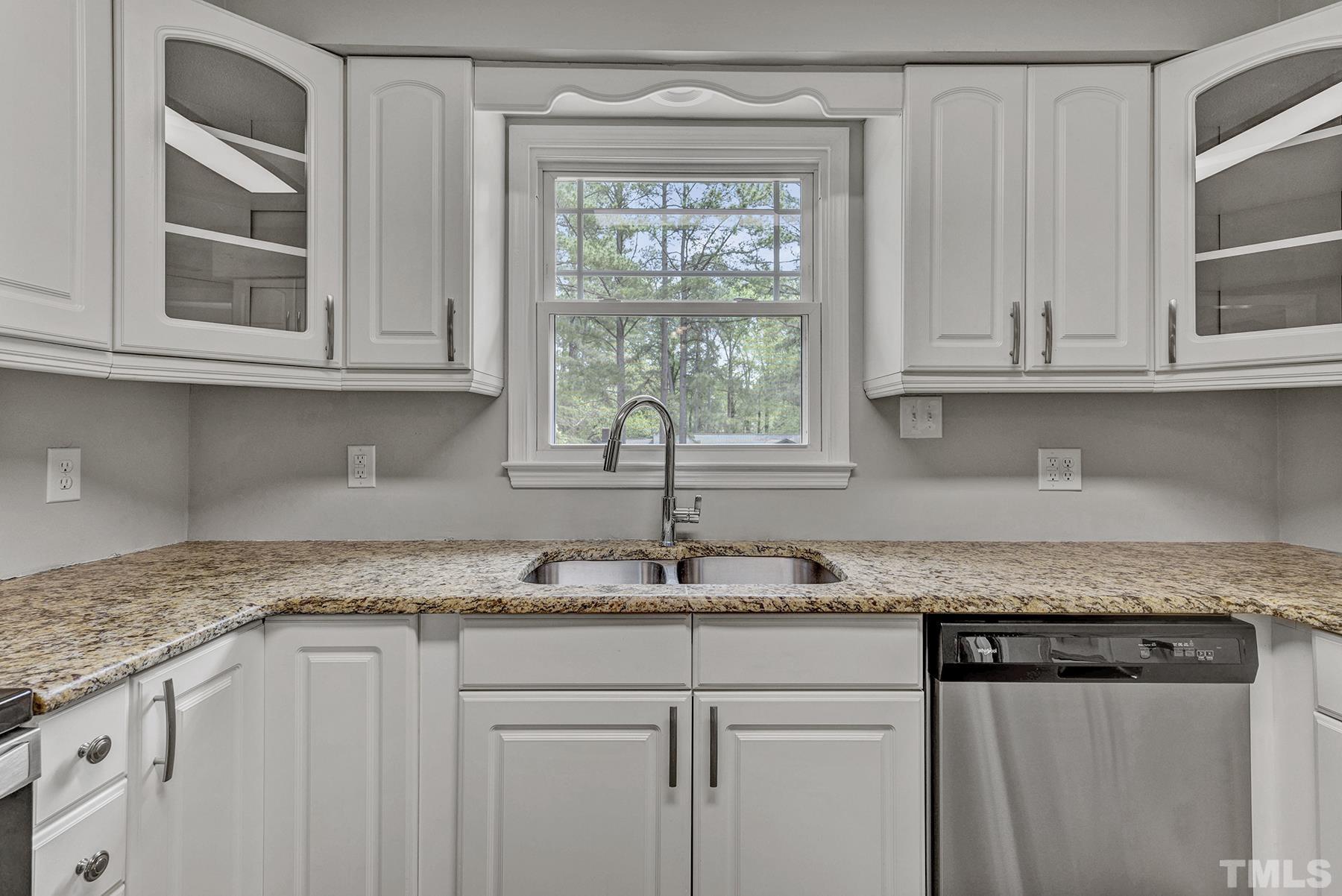 904 Buckingham Road Garner, NC 27529 - Photo 9 of 30 Gallery Image 9