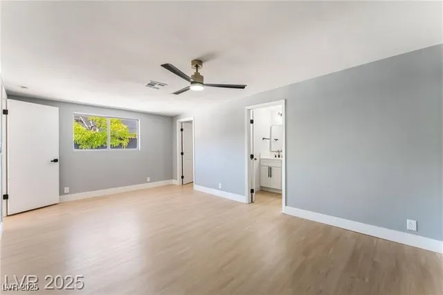 $2,000 | 915 Melrose Drive, Las Vegas, NV 89101