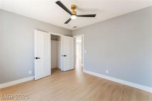 $2,000 | 915 Melrose Drive, Las Vegas, NV 89101