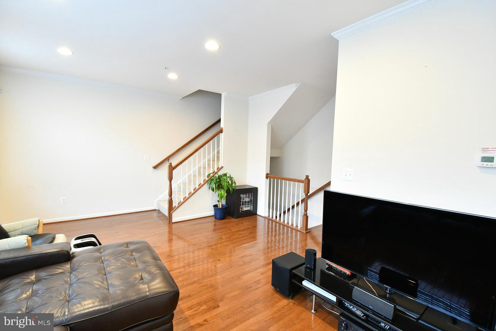2648 Shade Branch Road Hanover, MD 21076 - Photo 13 of 27 Living Room