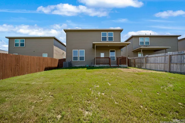 $1,795 | 7327 Tradinghouse Lane, San Antonio, TX 78252