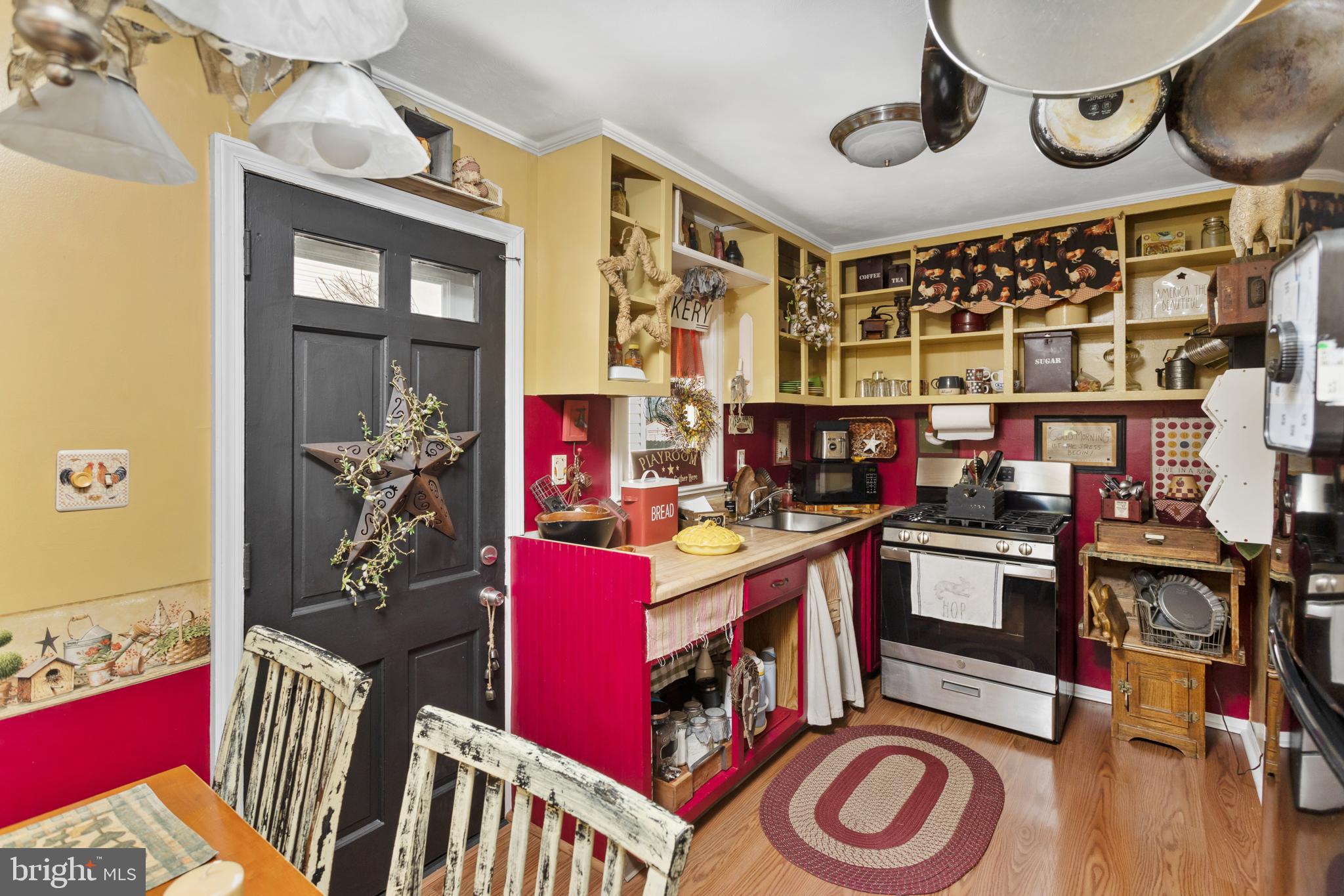 205 Maddock Avenue Hamilton, NJ 08610 - Photo 8 of 31
