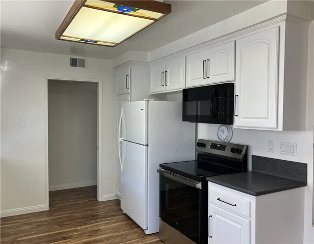 $4,400 | 14296 Suffolk Street, Westminster, CA 92683