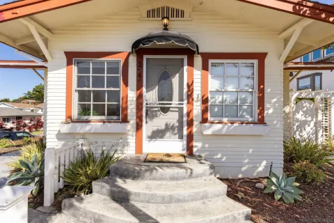 $1,075,000 | 2544 Juan Street, San Diego, CA 92110