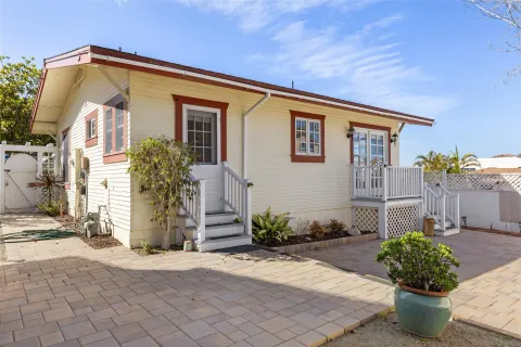 $1,075,000 | 2544 Juan Street, San Diego, CA 92110