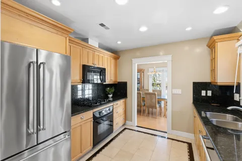 $1,075,000 | 2544 Juan Street, San Diego, CA 92110