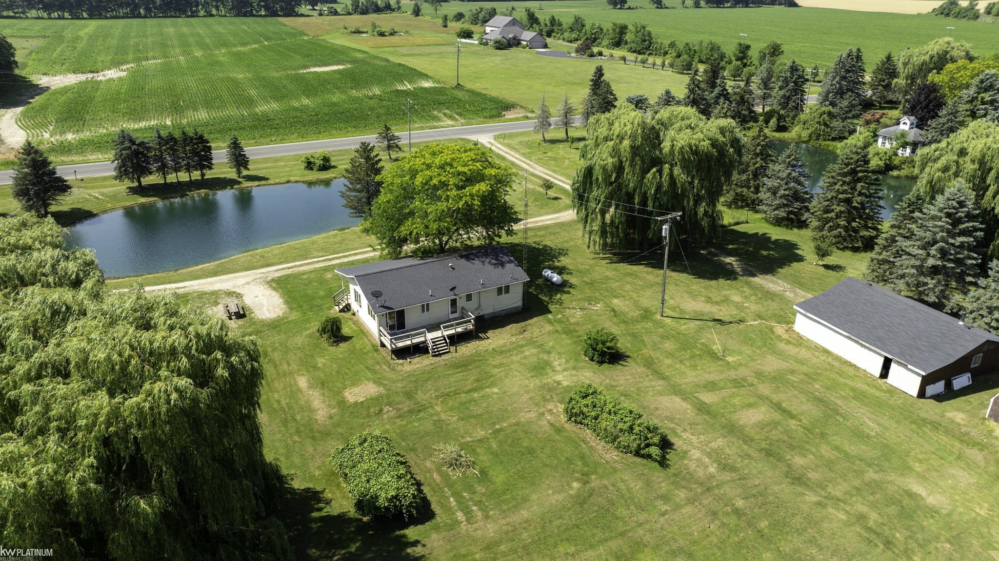 2801 Galbraith Road Yale, MI 48097 - Photo 37 of 38 50180937-e6b3c0ff-ef3c-42c3-984c-236e6f83ecec.JPG