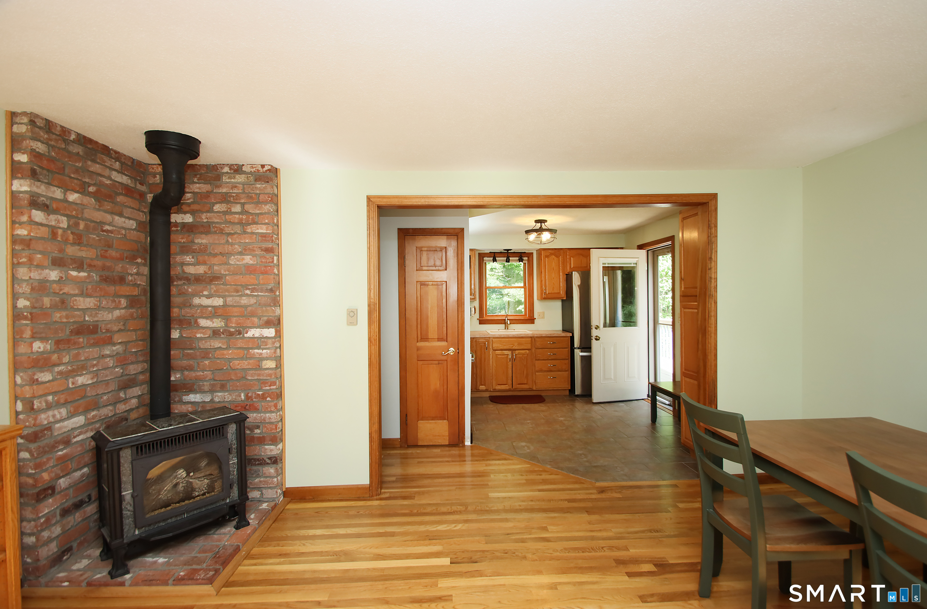 58 Lynn Road Essex, CT 06442 - Photo 14 of 36