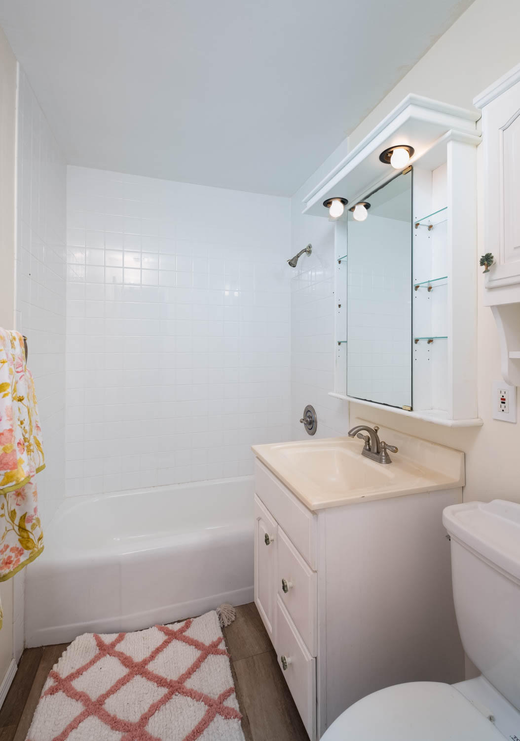 321 2nd Terrace Key Largo, FL 33037 - Photo 18 of 45 Bathroom 2