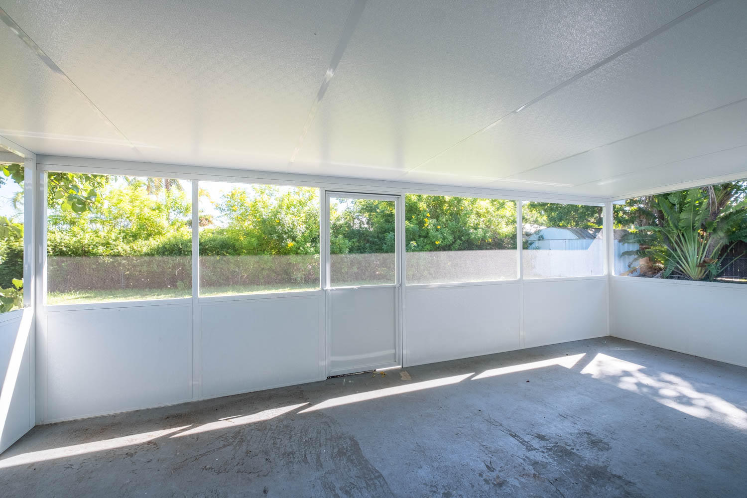321 2nd Terrace Key Largo, FL 33037 - Photo 21 of 45 Screened in Terrace