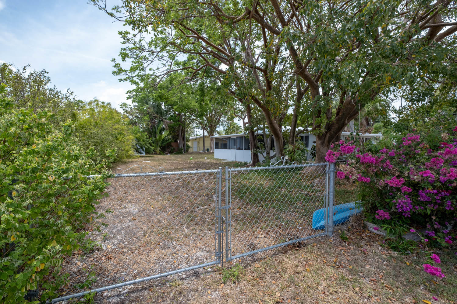 321 2nd Terrace Key Largo, FL 33037 - Photo 30 of 45 Large Fenced in Yard