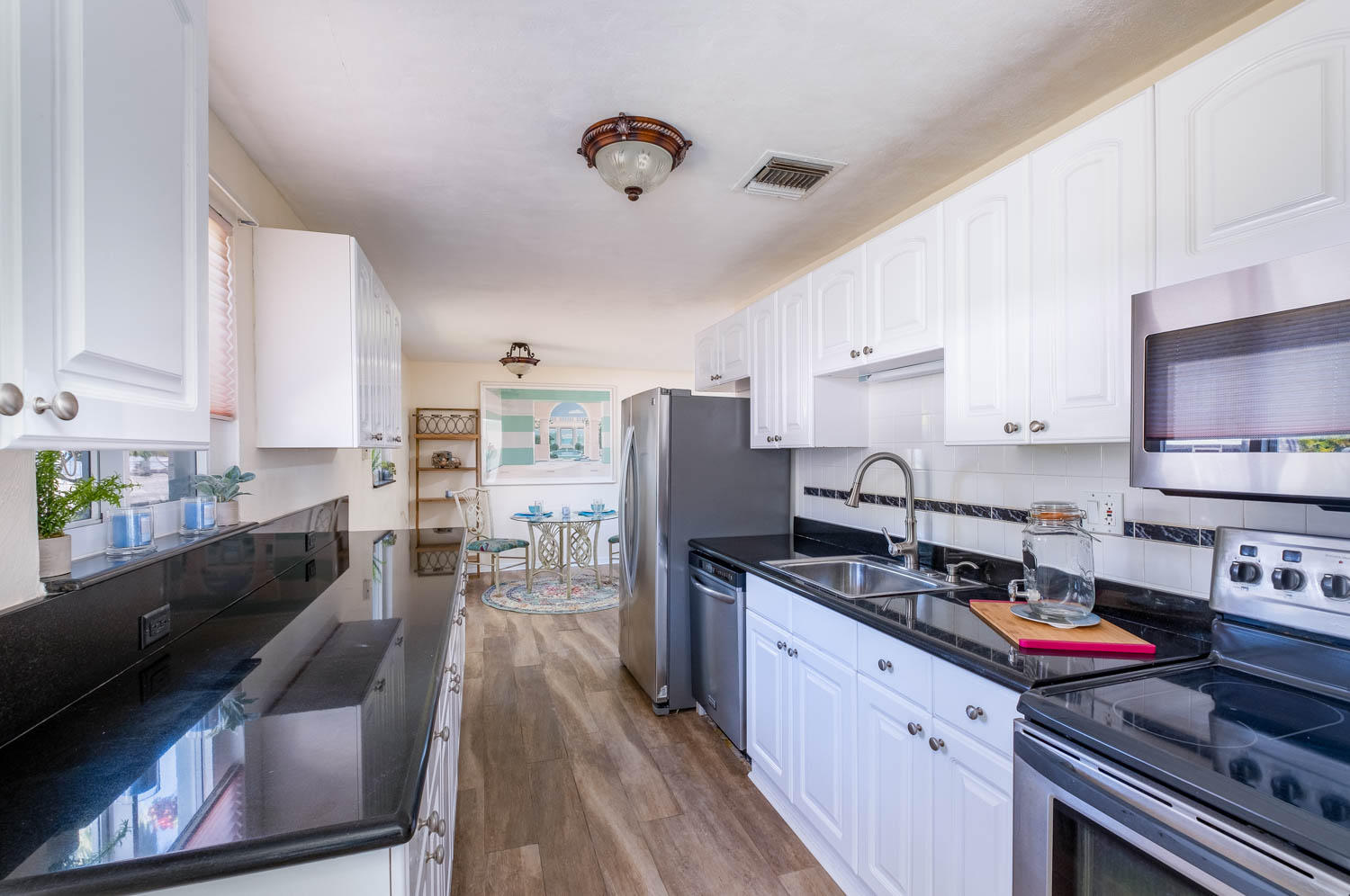 321 2nd Terrace Key Largo, FL 33037 - Photo 5 of 45 Kitchen view 1