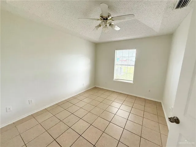 $1,050 | 7113 North 8th Street, Unit C, McAllen, TX 78504