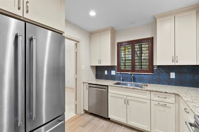 $639,900 | 7708 Lemmonwood Drive, Dallas, TX 75231