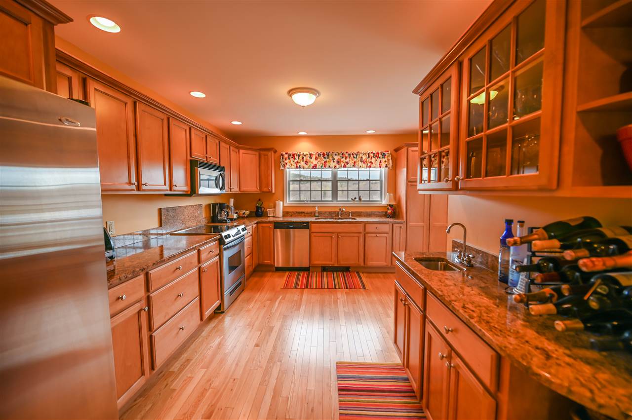 65 Colonial Ridge Road West Dover, VT 05356 - Photo 4 of 24