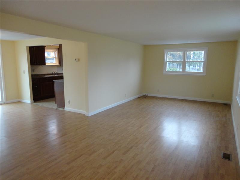 63 Wharf Road Warwick, RI 02889 - Photo 7 of 12 Living Room.