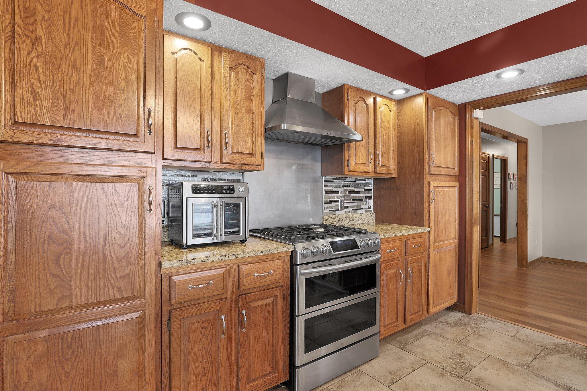 2638 Sulphur Spring Road Chillicothe, OH 45601 - Photo 10 of 46 11-web-or-mls-2638-sulphur-spring-rd